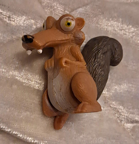 Mcdonald ice age scrat - ice,