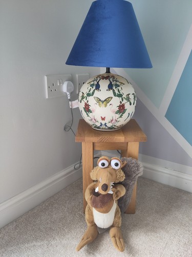 Ice age scrat with acorn - ice,